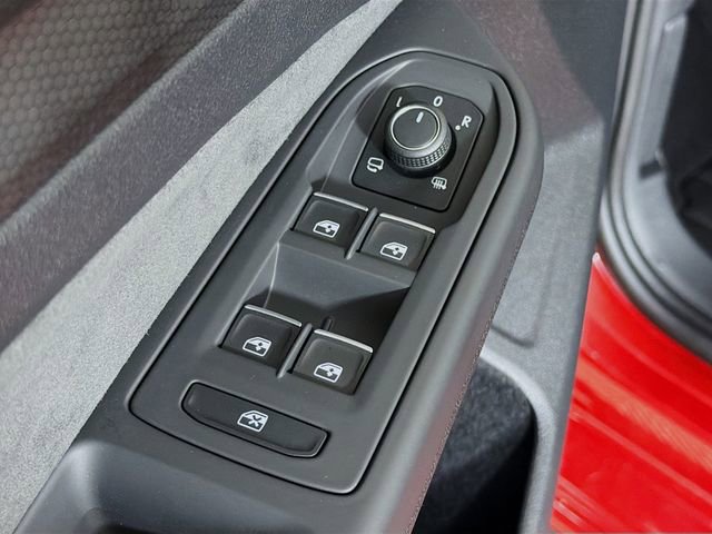 Used 2024 Volkswagen GTI SE FWD image 20