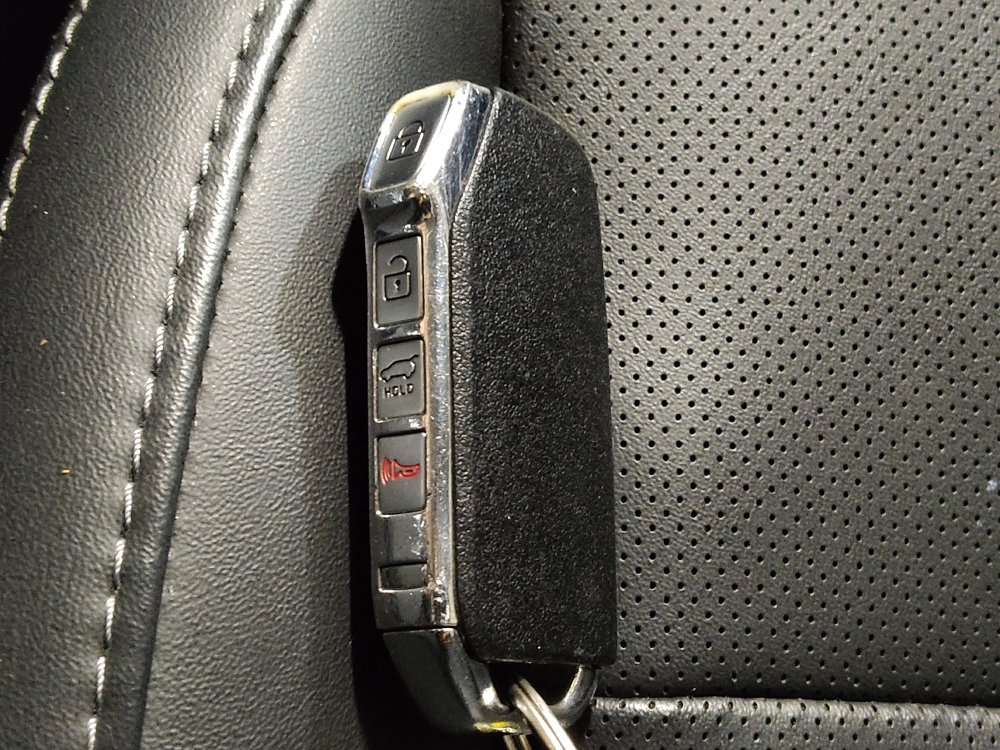 Used 2020 Kia Telluride S AWD/4WD image 32