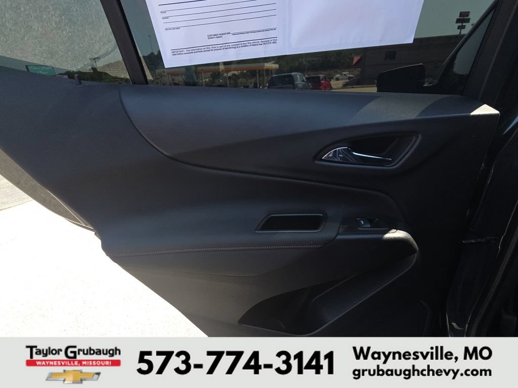 Certified 2023 Chevrolet Equinox RS w/ RS Leather Package AWD/4WD image 26