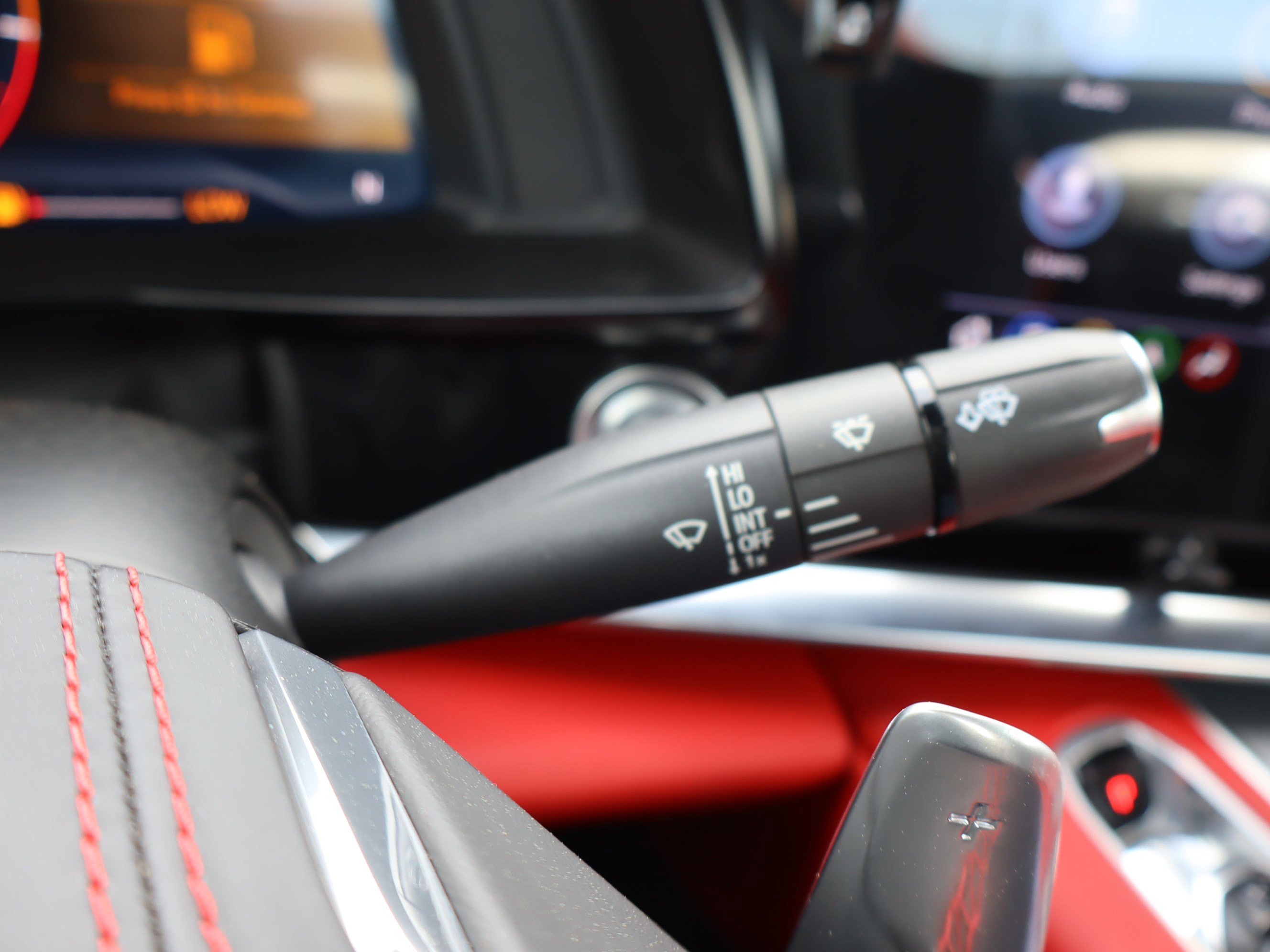 Used 2023 Chevrolet Corvette Stingray Premium Conv w/ Z51 Performance Package image 21