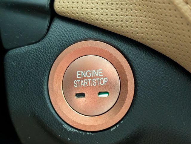 Certified 2019 Chevrolet Equinox Premier FWD image 25
