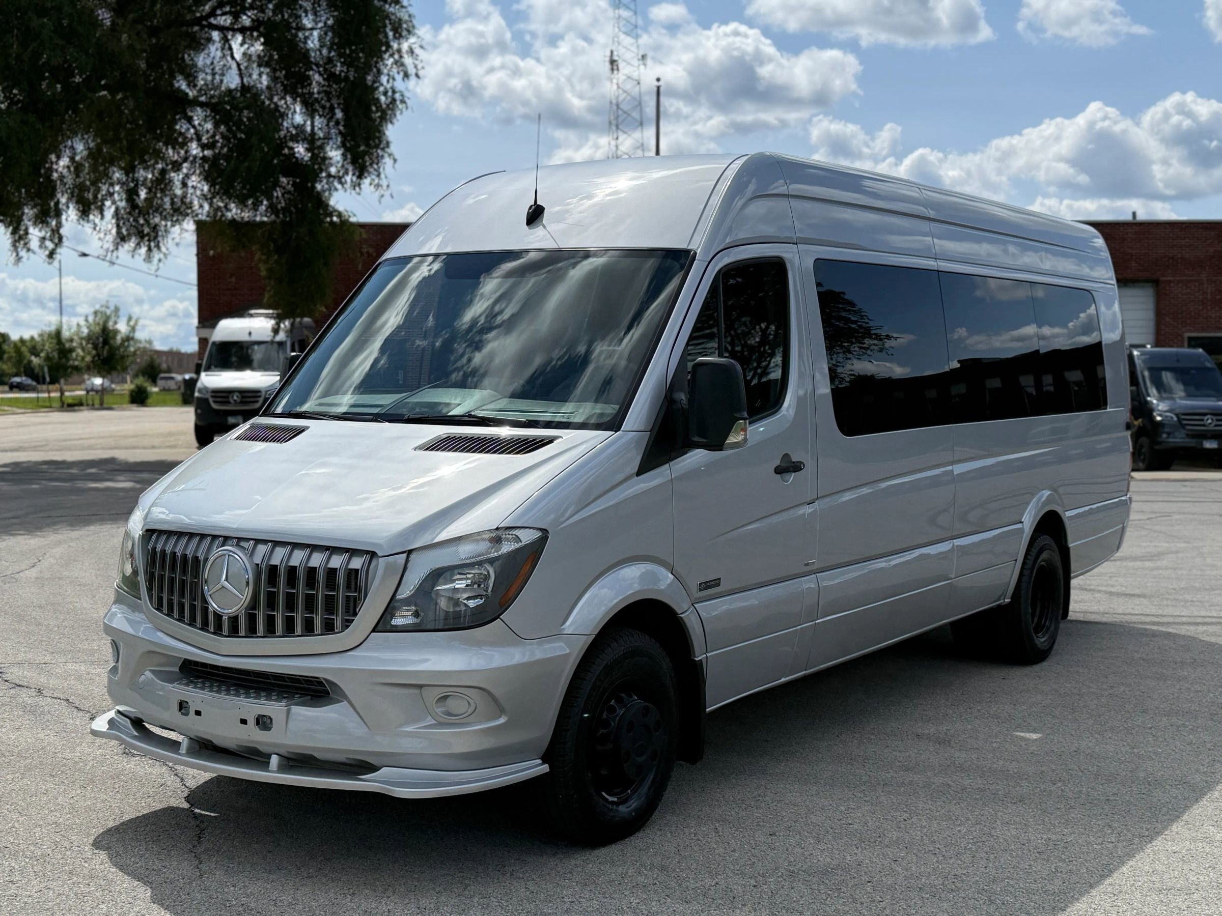 Used 2015 Mercedes-Benz Sprinter 3500 w/ Window Fleet Package image 3
