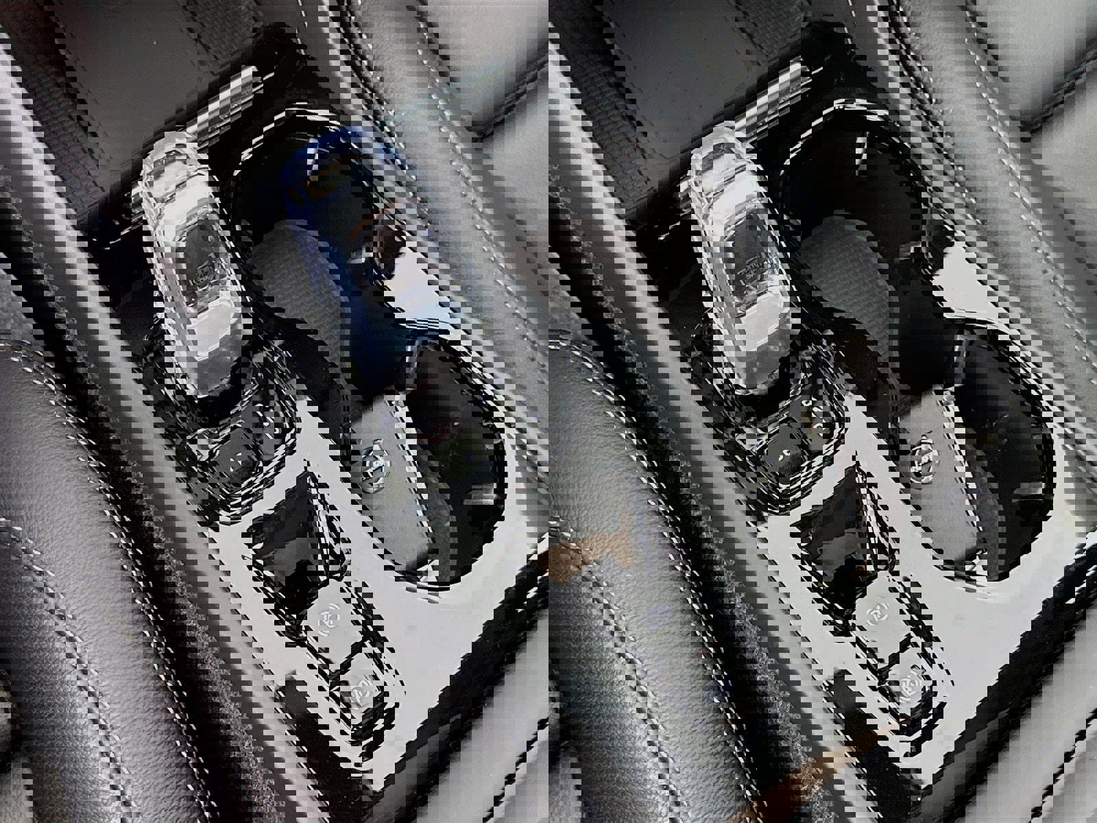 Used 2023 Volvo XC40 B4 Plus w/ Driver Assist Package image 20