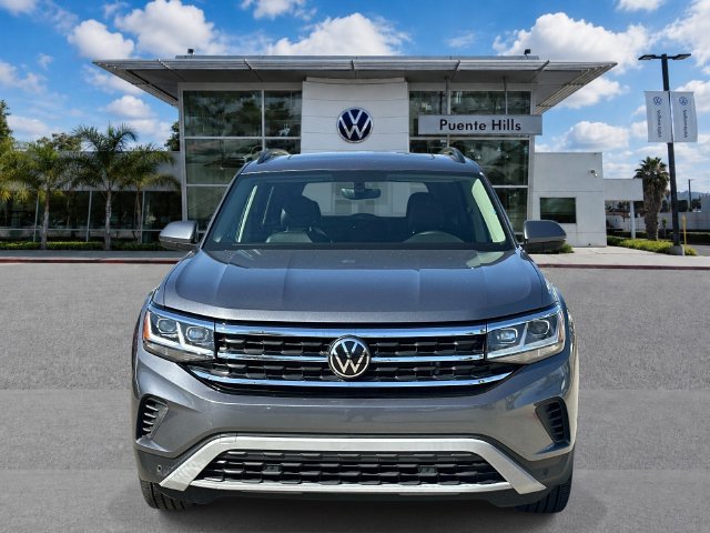 Used 2023 Volkswagen Atlas SE w/ Panoramic Sunroof Package AWD/4WD image 2