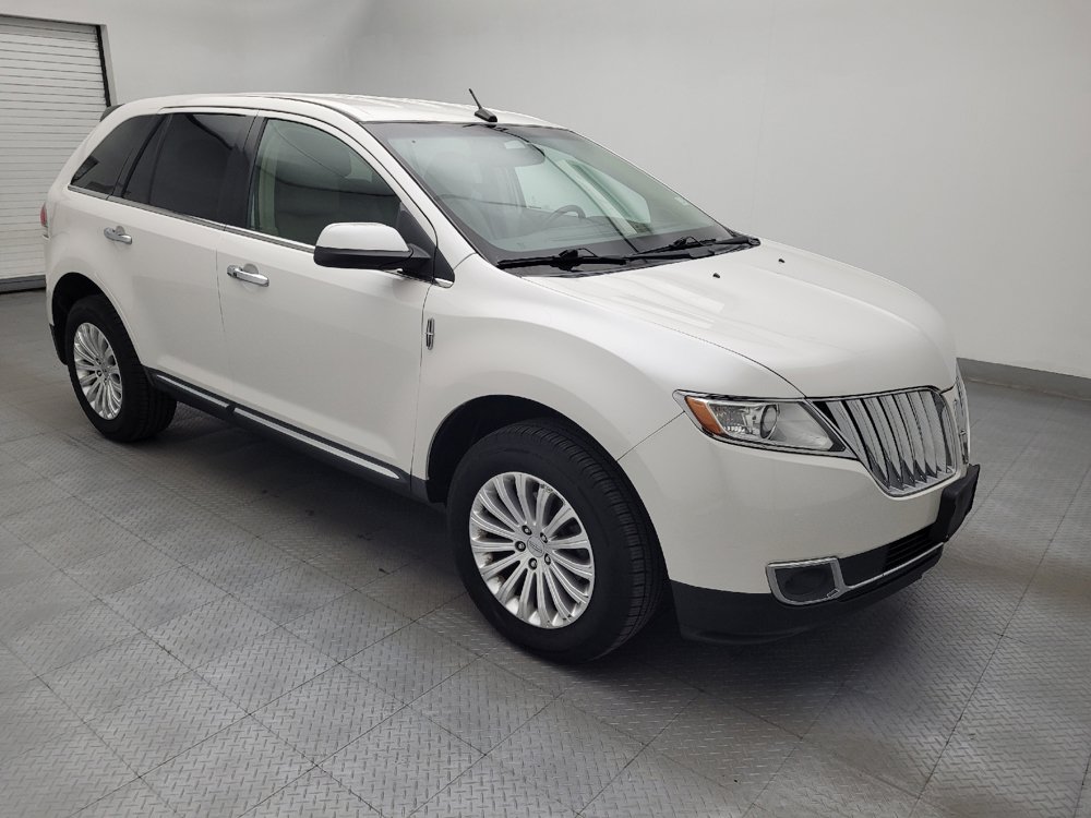 Used 2014 Lincoln MKX FWD image 11