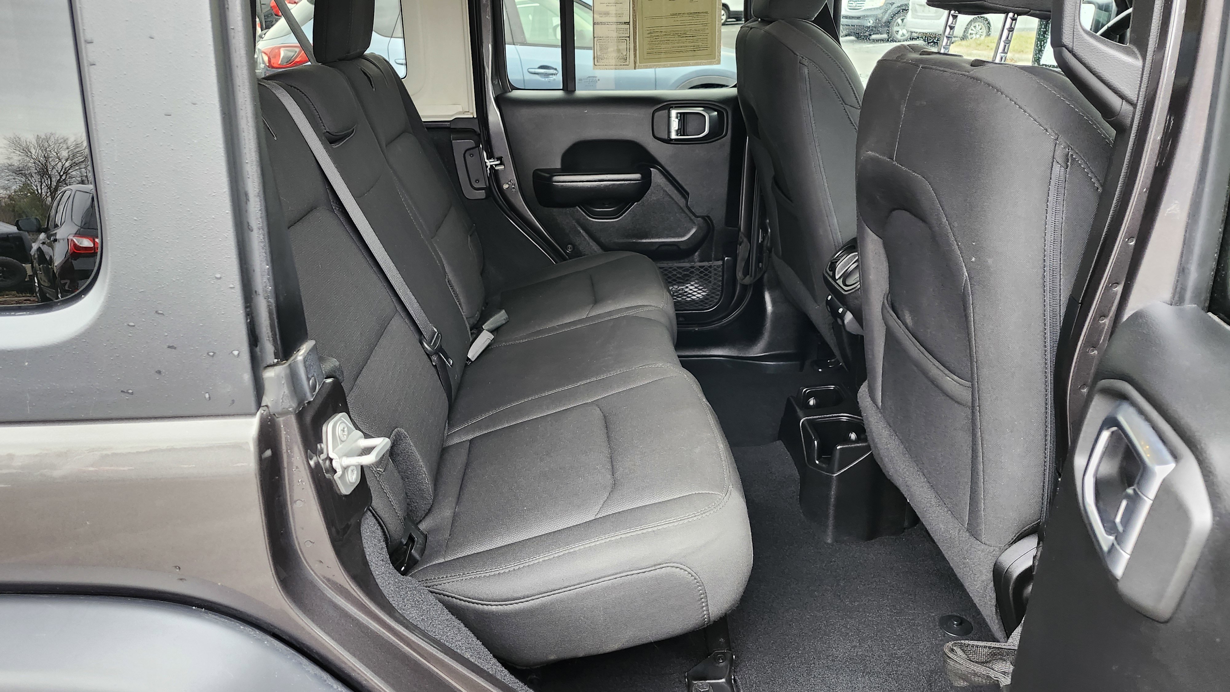 Used 2019 Jeep Wrangler Unlimited Sport S image 19