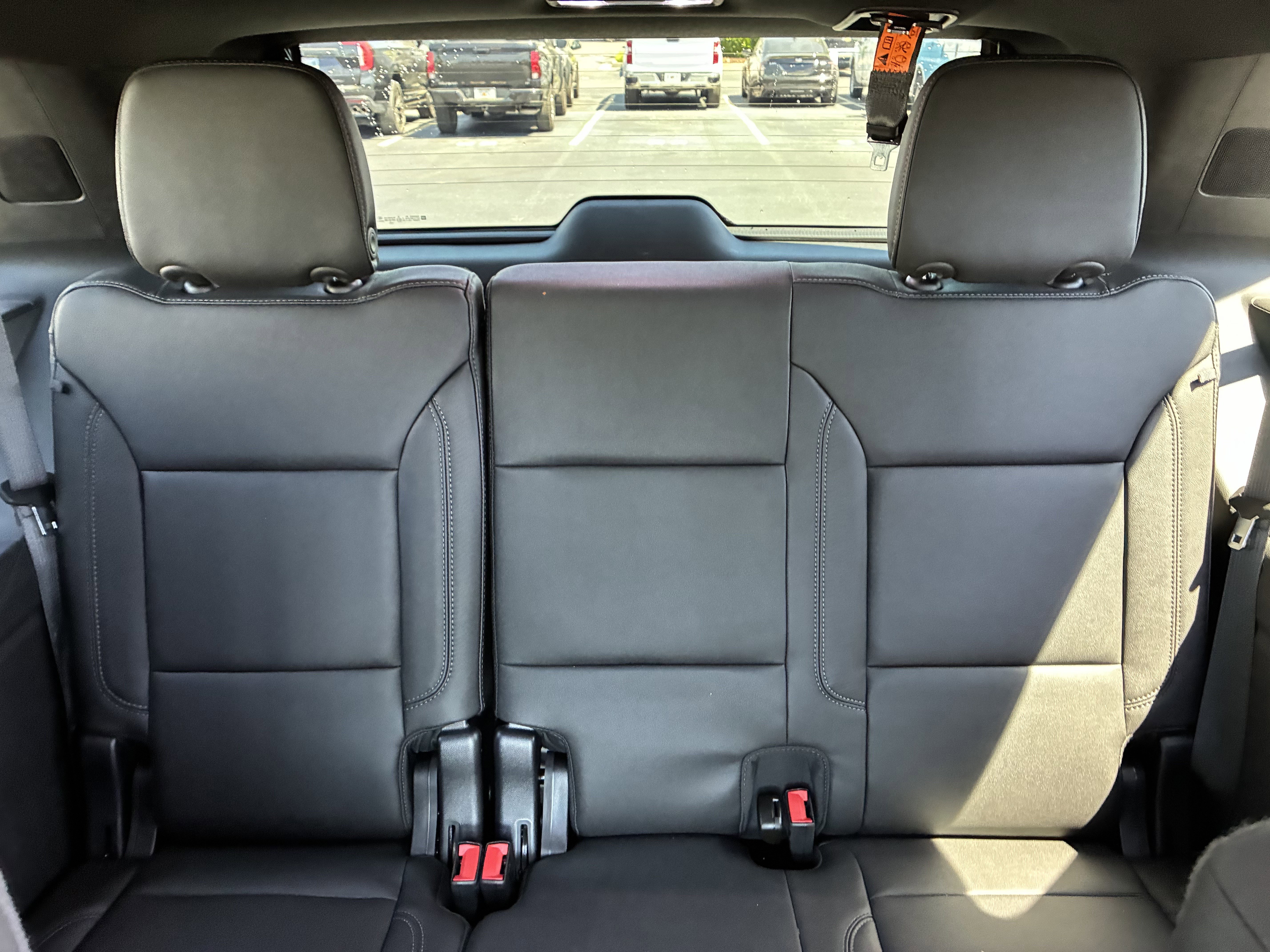 Used 2022 Chevrolet Tahoe LT w/ Luxury Package image 18