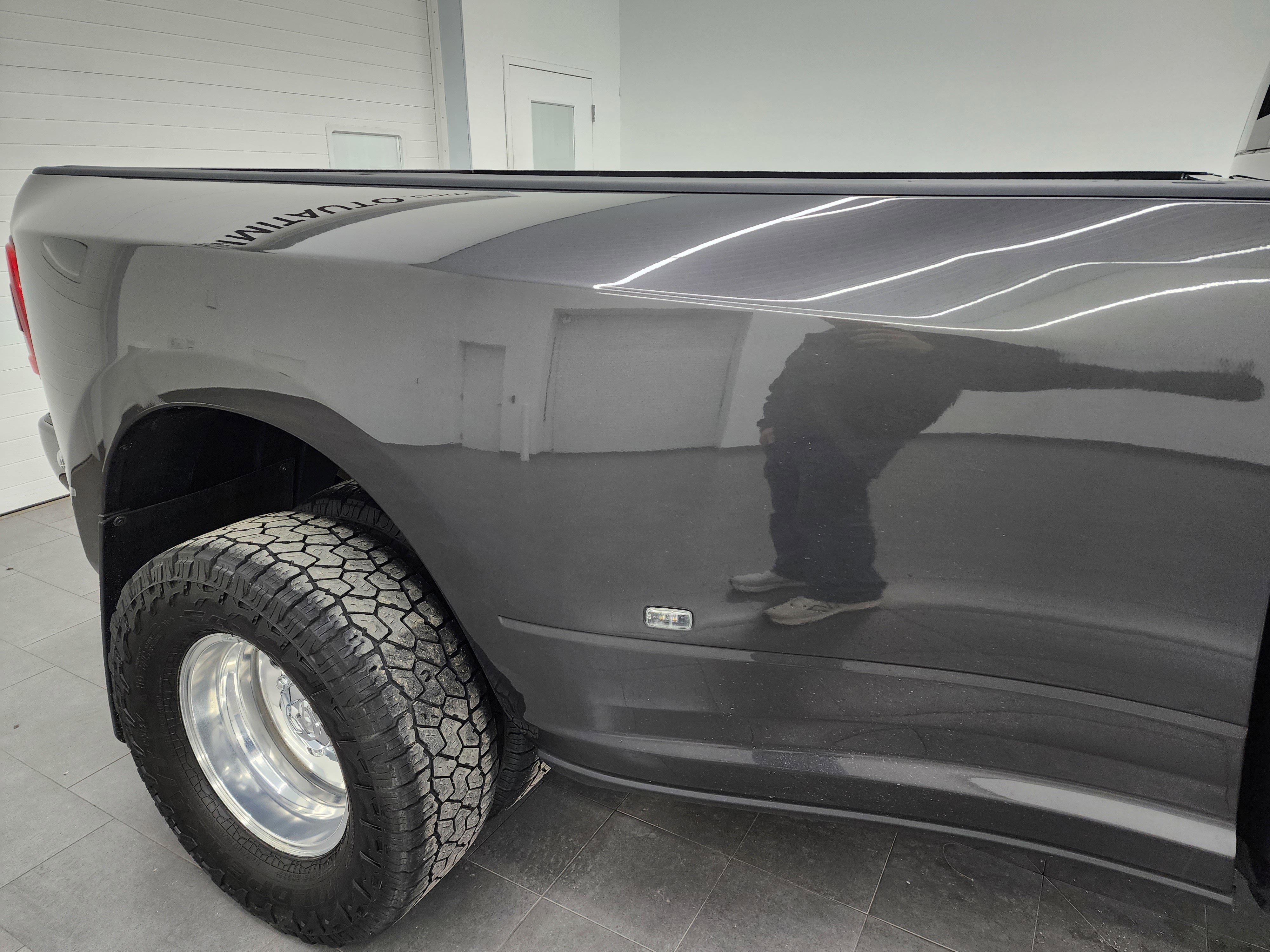 Used 2024 RAM 3500 Laramie w/ Safety Group image 27