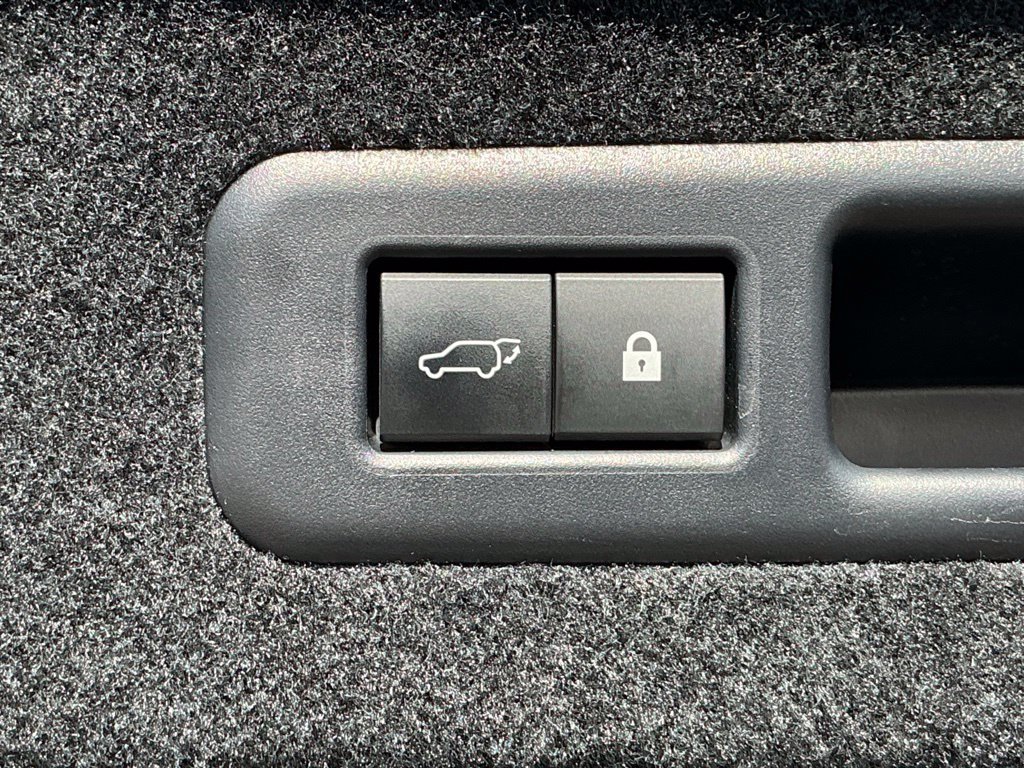 Certified 2020 Lexus RX 450hL AWD w/ Premium Package image 21