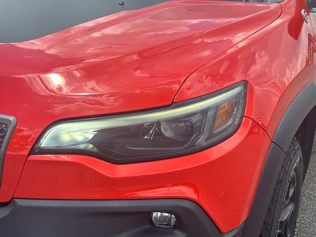 Used 2021 Jeep Cherokee Trailhawk AWD/4WD image 11