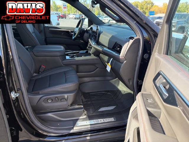 New 2027 Chevrolet Suburban RST w/ Comfort Package AWD/4WD image 17