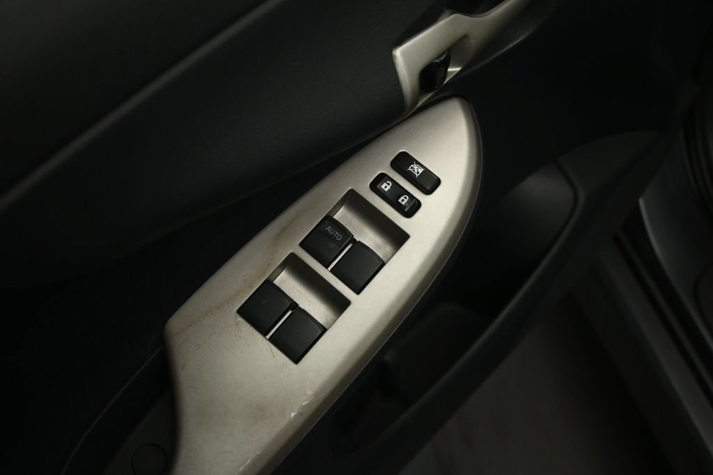 Used 2012 Toyota Corolla S FWD image 47