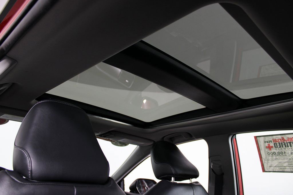 Used 2021 Toyota Camry XSE image 19