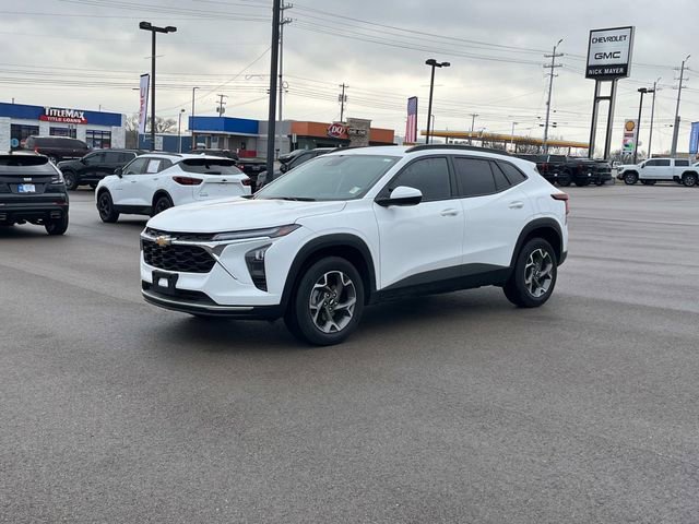 Certified 2025 Chevrolet Trax LT w/ LT Convenience Package image 9