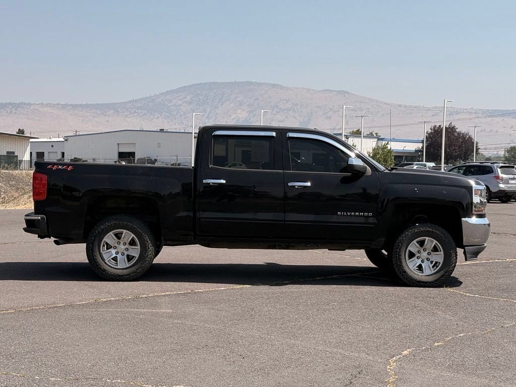Used 2018 Chevrolet Silverado 1500 LT AWD/4WD image 7