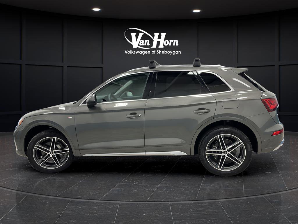 Used 2024 Audi Q5 e Premium w/ Convenience Package AWD/4WD image 4