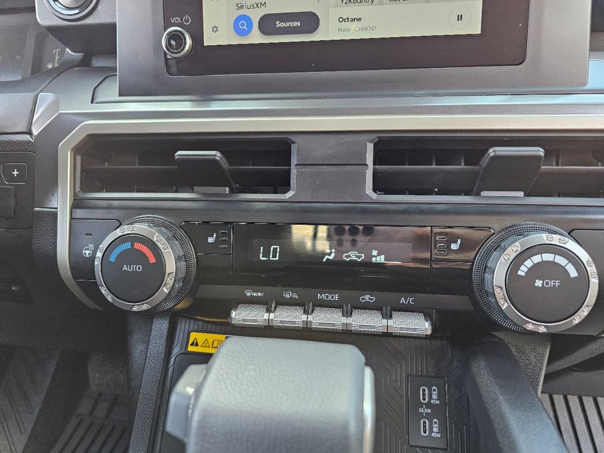 Used 2024 Toyota Tacoma SR5 image 8