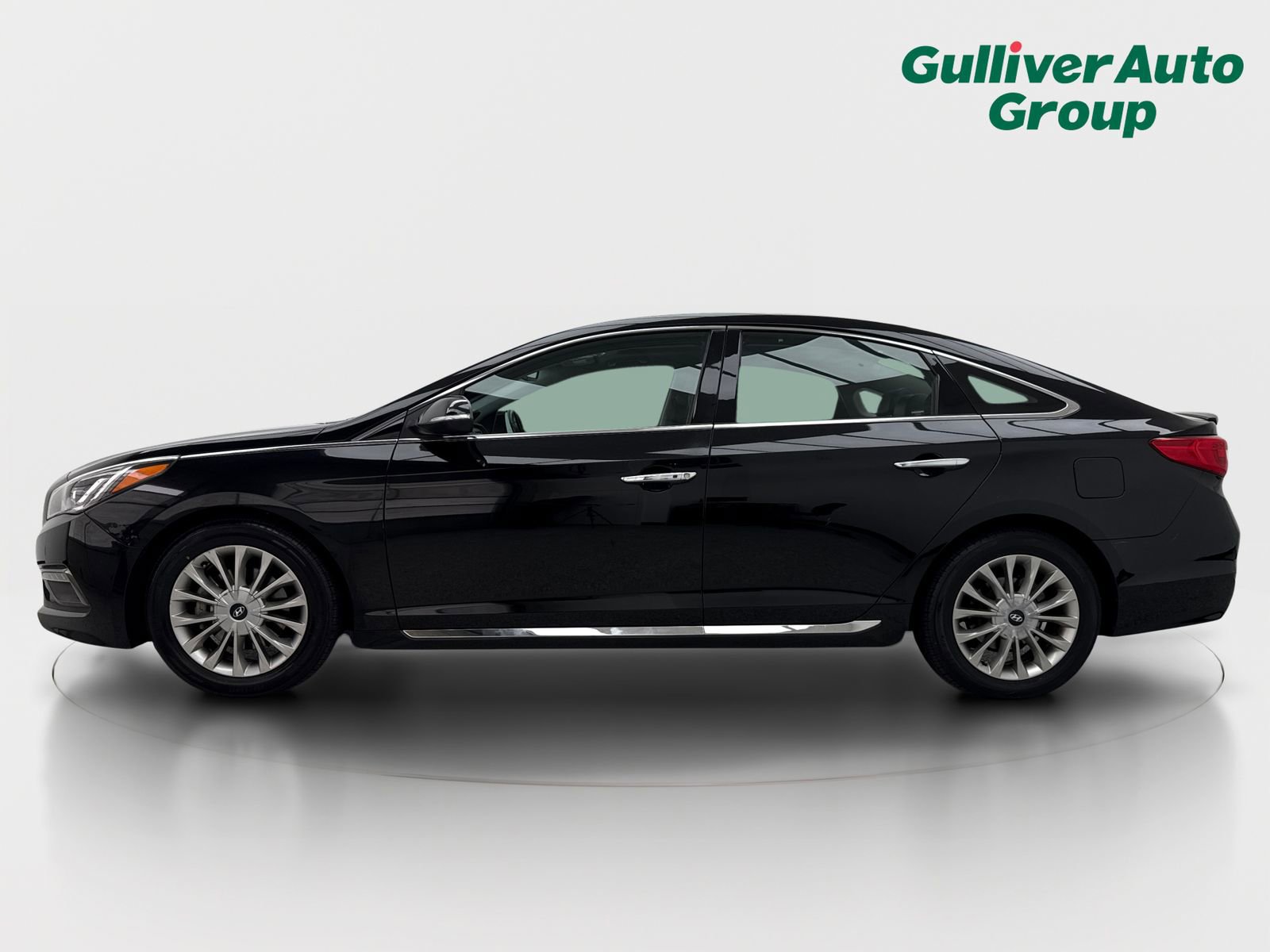 Used 2015 Hyundai Sonata Limited w/ Option Group 05 FWD image 3