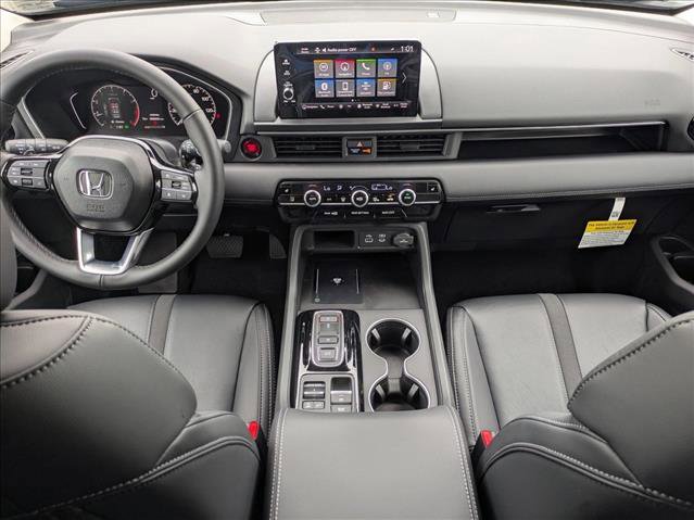 New 2025 Honda Pilot Touring image 15