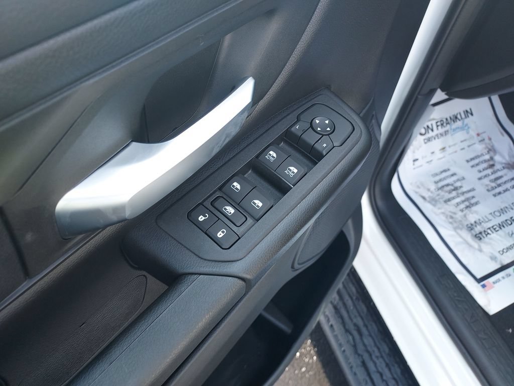 New 2026 RAM 1500 Express AWD/4WD image 11