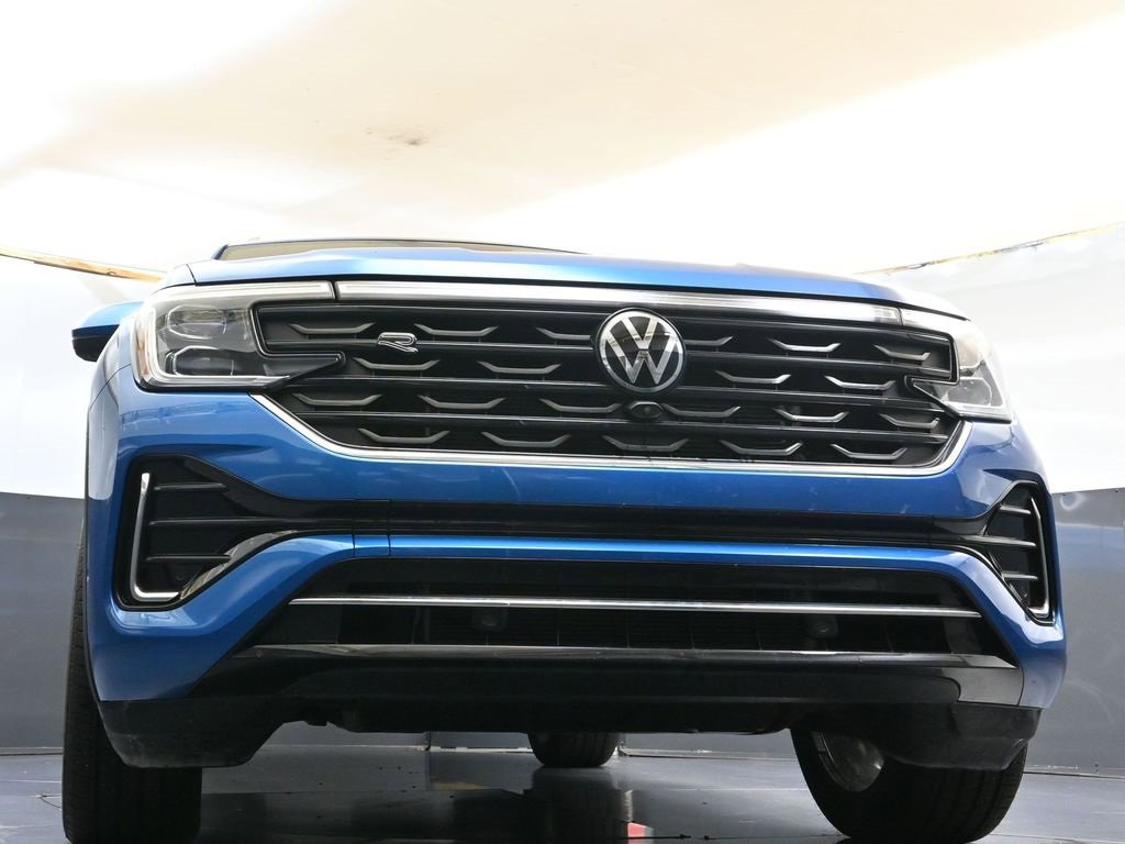Certified 2025 Volkswagen Atlas Cross Sport SEL Premium R-Line image 43