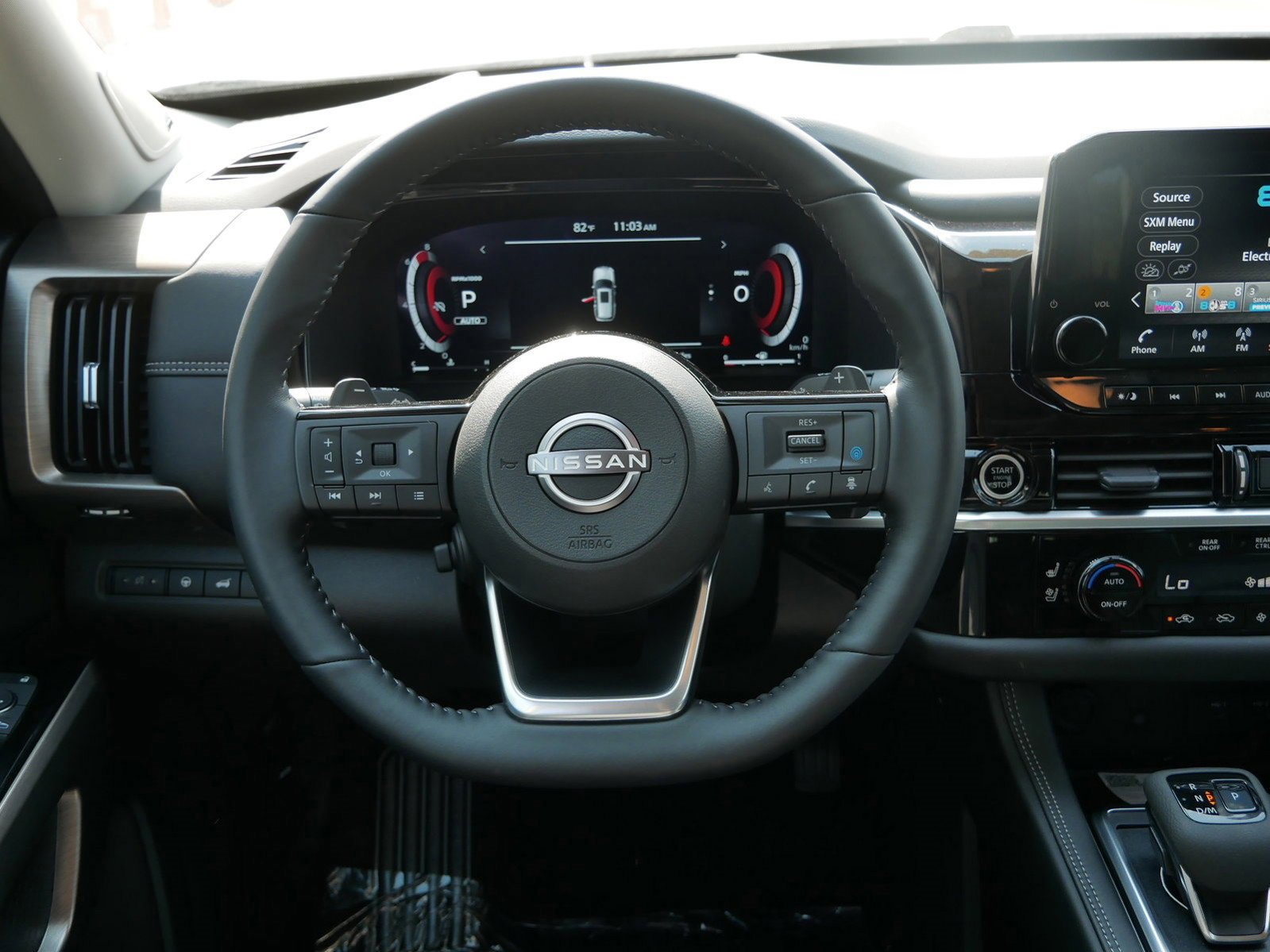 New 2025 Nissan Pathfinder Platinum image 9