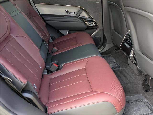 Certified 2025 Land Rover Range Rover Sport Dynamic SE image 21