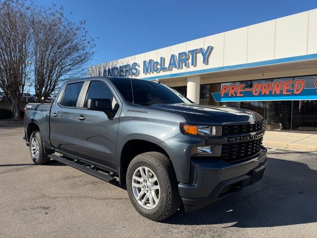 Used 2021 Chevrolet Silverado 1500 Custom image 1