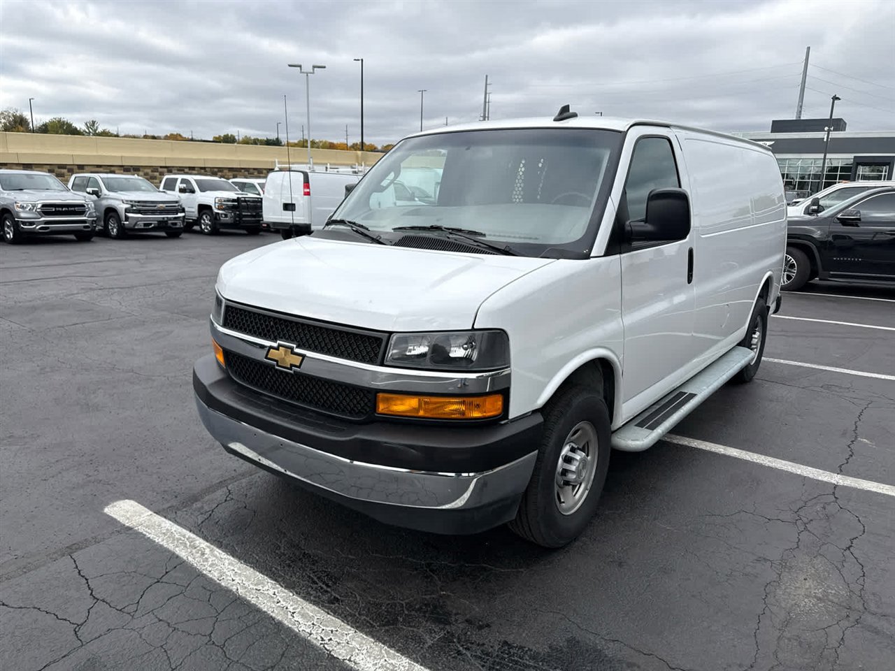 Used 2024 Chevrolet Express 2500 w/ Driver Convenience Package image 4
