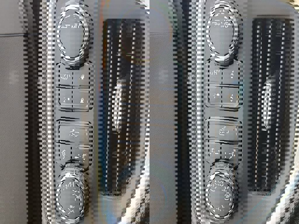 Certified 2021 Chevrolet Silverado 1500 LT w/ All Star Edition Plus image 22