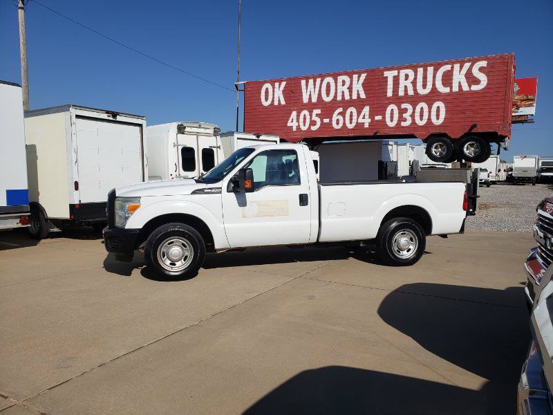 Used 2011 Ford F250 XL w/ PWR Equipment Group RWD image 2