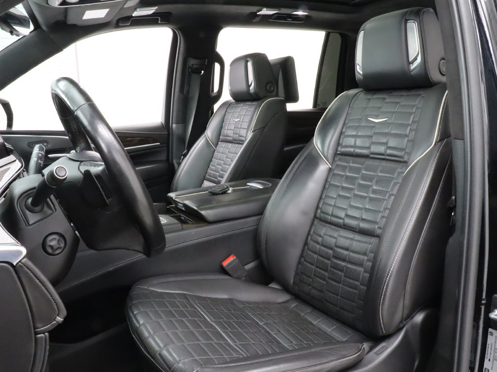 Used 2022 Cadillac Escalade ESV Sport Platinum AWD/4WD image 10