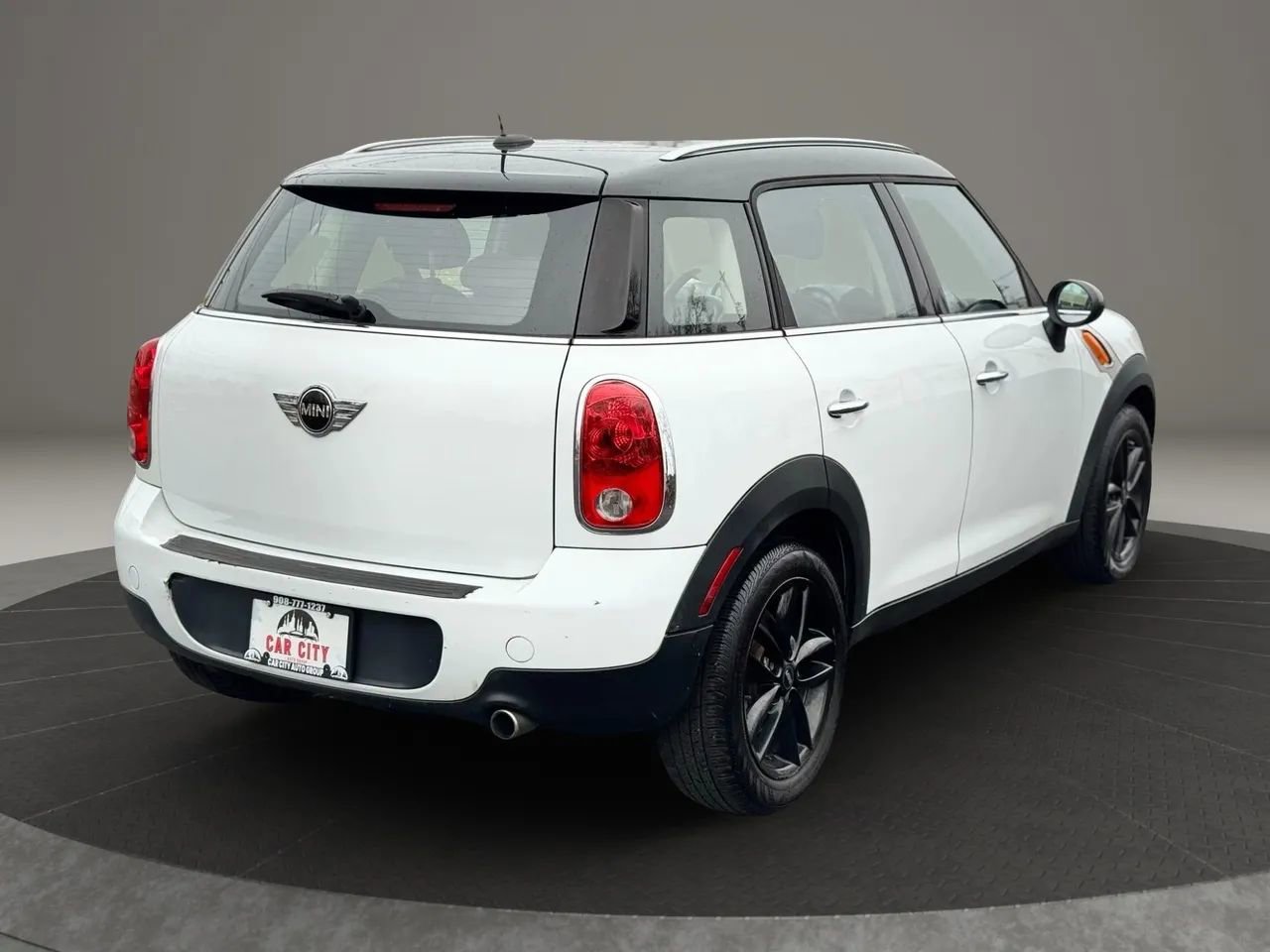 Used 2014 MINI Cooper Countryman Cooper Hatchback 4D image 6
