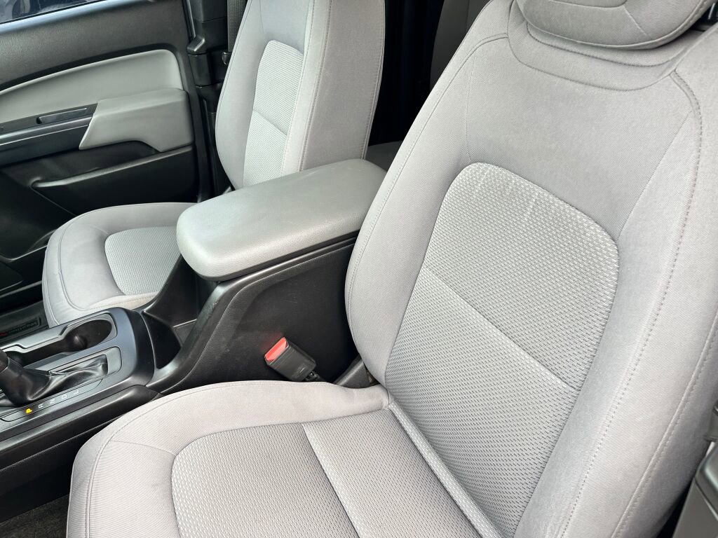 Used 2018 Chevrolet Colorado W/T image 13