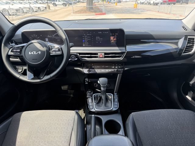 Used 2024 Kia Seltos S AWD/4WD image 26