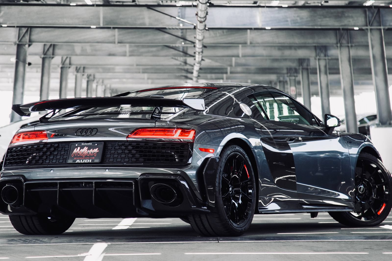 Used 2023 Audi R8 V10 GT RWD image 5