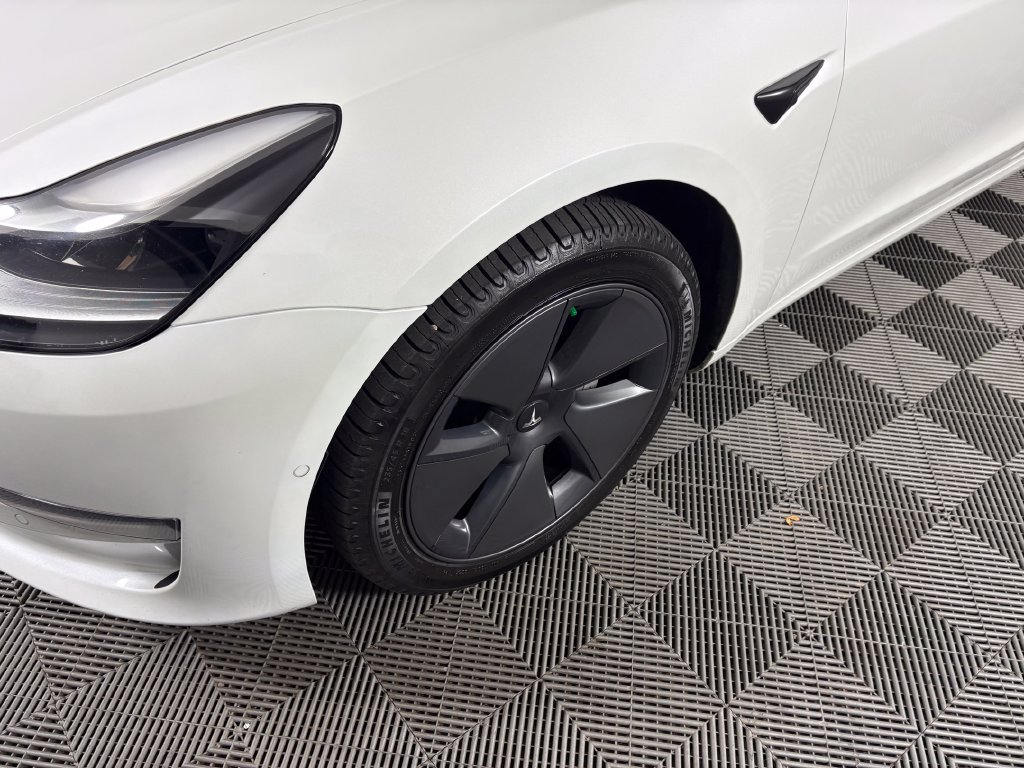 Used 2022 Tesla Model 3 Long Range AWD/4WD image 10