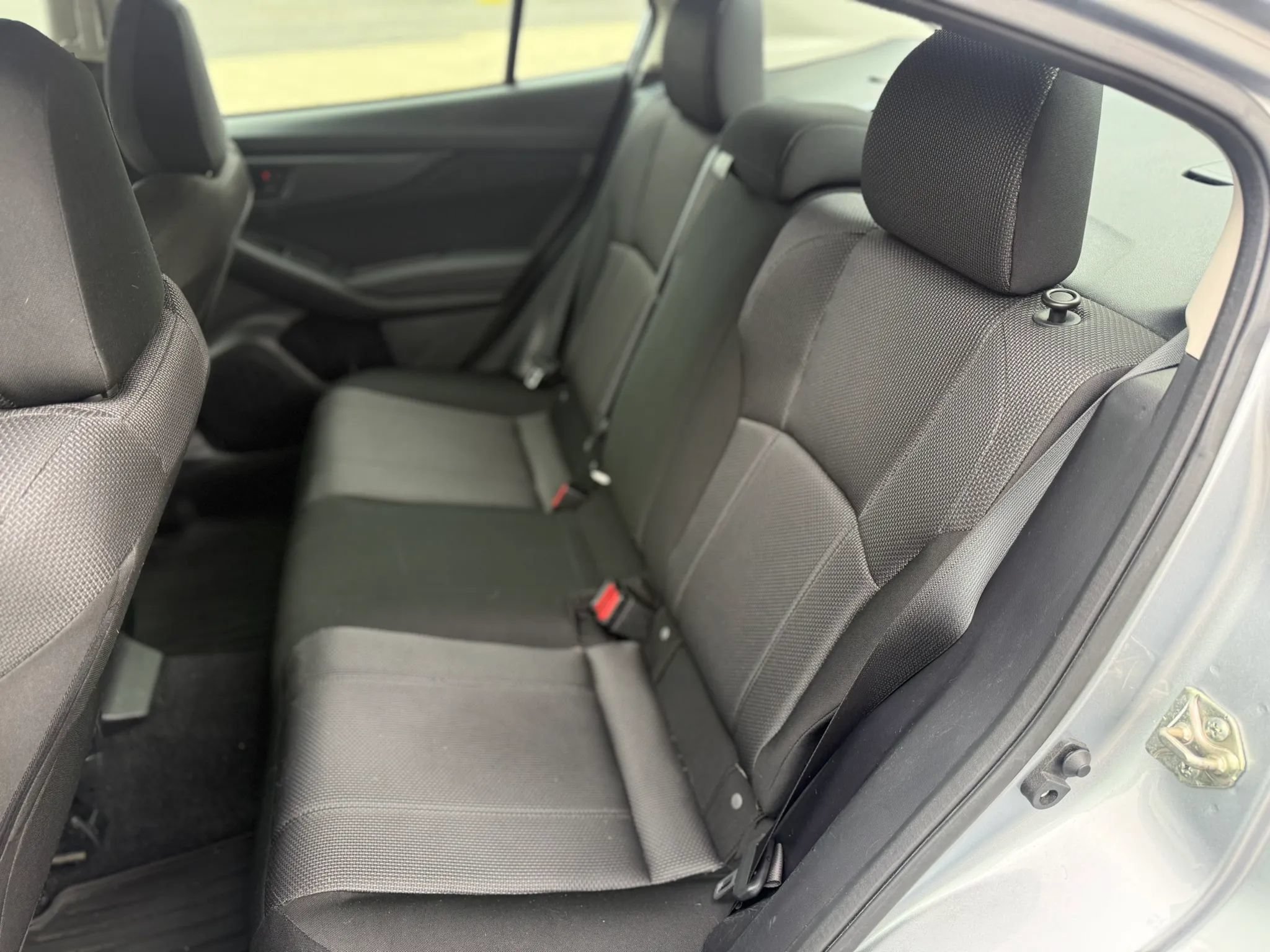Used 2017 Subaru Impreza 2.0i Premium w/ BSD & Rcta/SRF/Eyesight AWD/4WD image 12