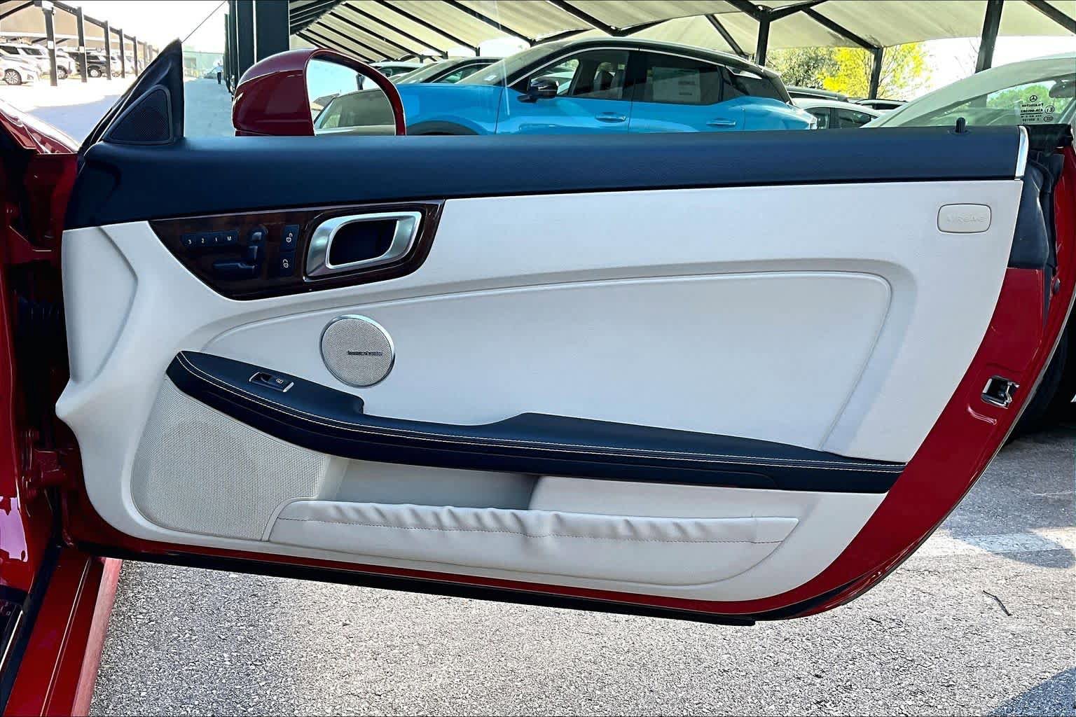 Used 2014 Mercedes-Benz SLK 250 image 20