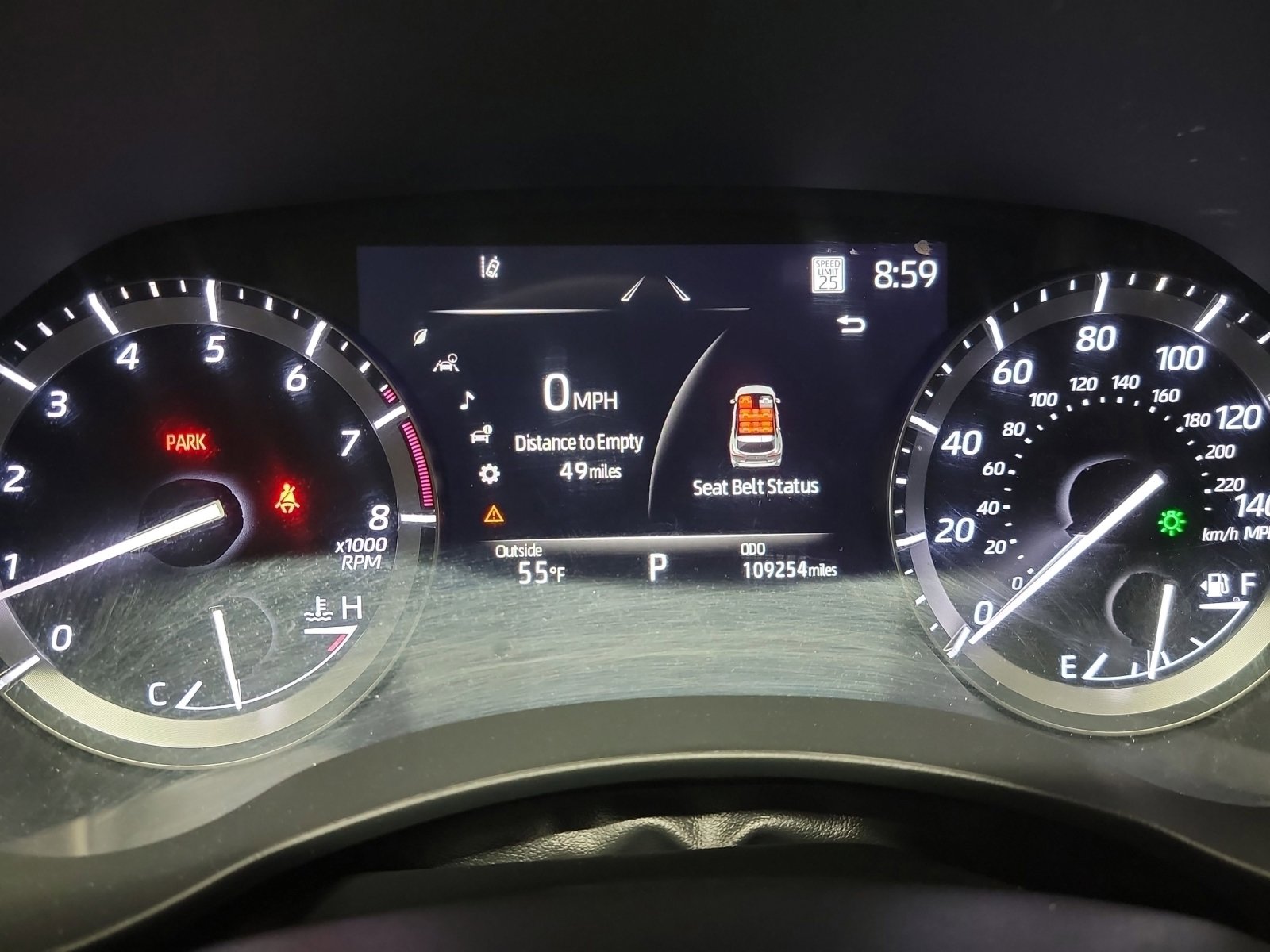 Used 2021 Toyota Highlander XLE AWD/4WD image 18
