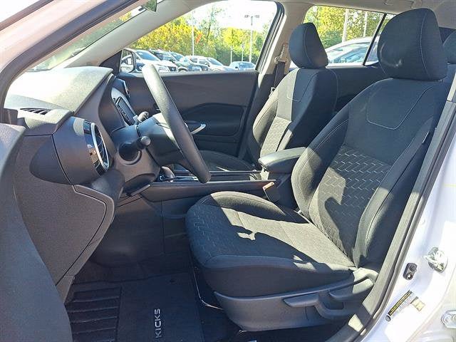 Certified 2023 Nissan Kicks SV FWD image 15