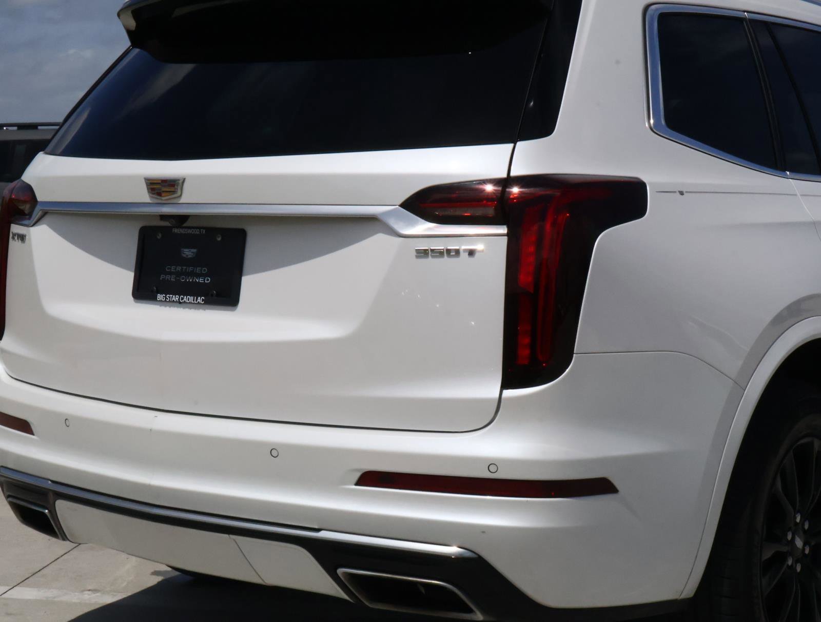 Certified 2023 Cadillac XT6 Luxury FWD image 11