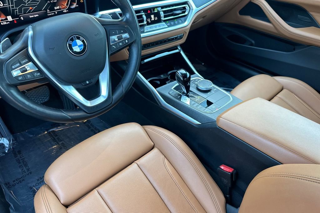 Used 2023 BMW 430i Coupe w/ Premium Package image 4