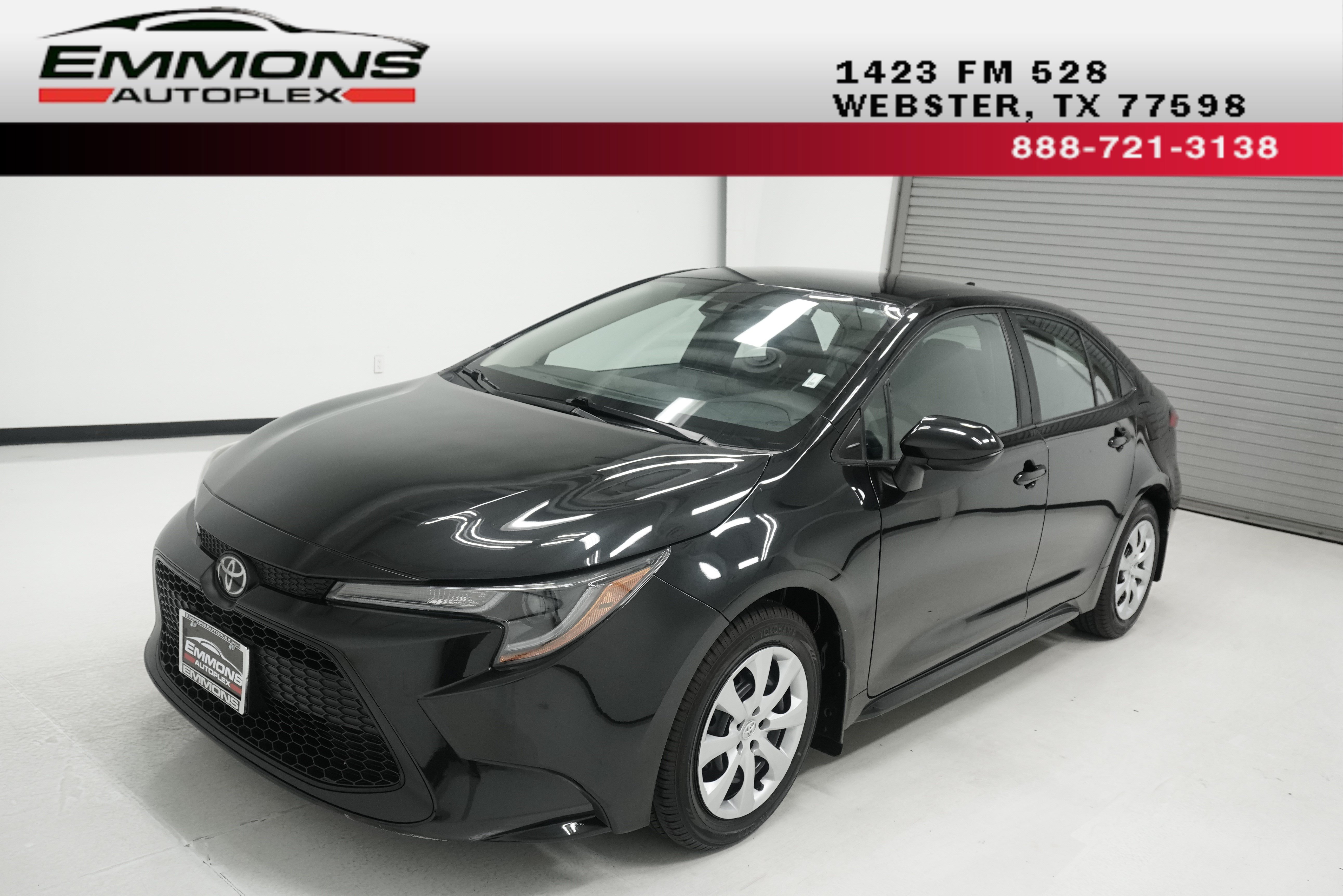 Used 2022 Toyota Corolla LE FWD image 1