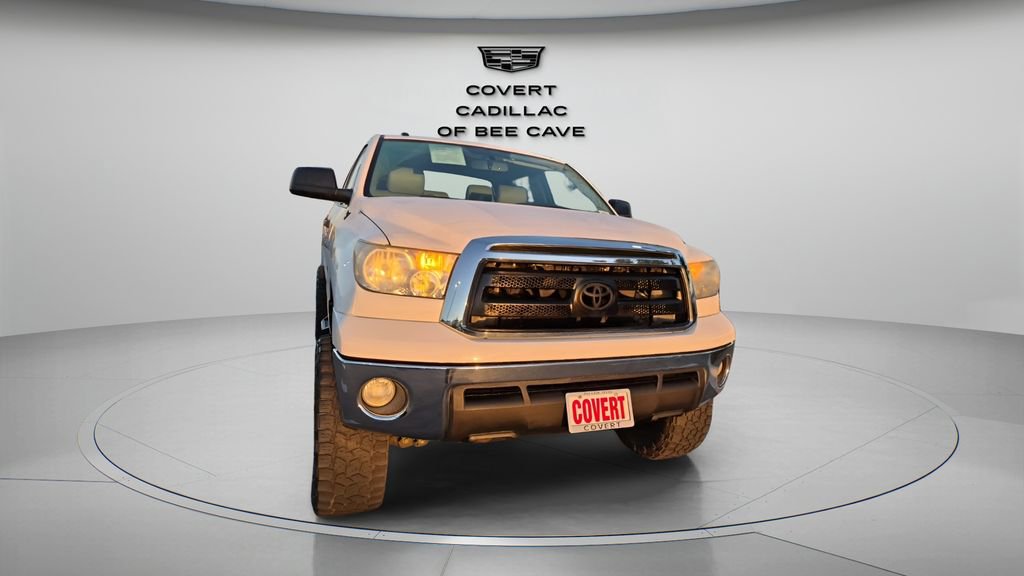 Used 2013 Toyota Tundra 4x4 CrewMax w/ Tow Pkg image 2
