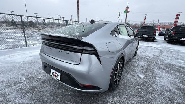 New 2026 Toyota Prius Plug-In Hybrid image 5