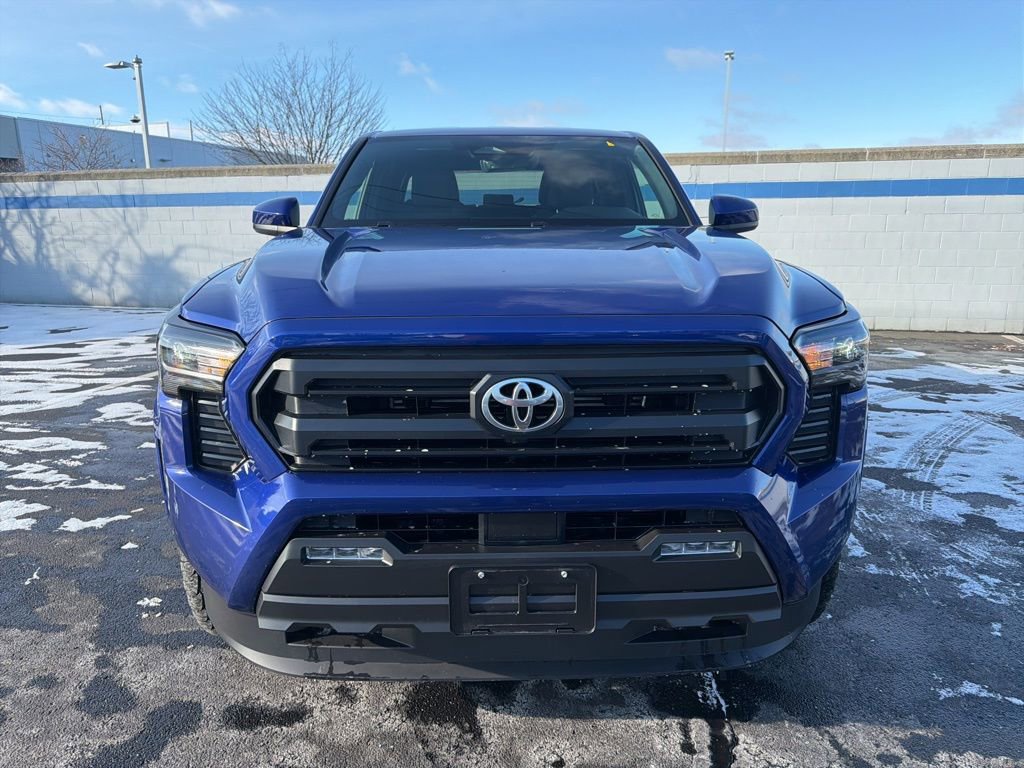 Used 2025 Toyota Tacoma SR5 image 8