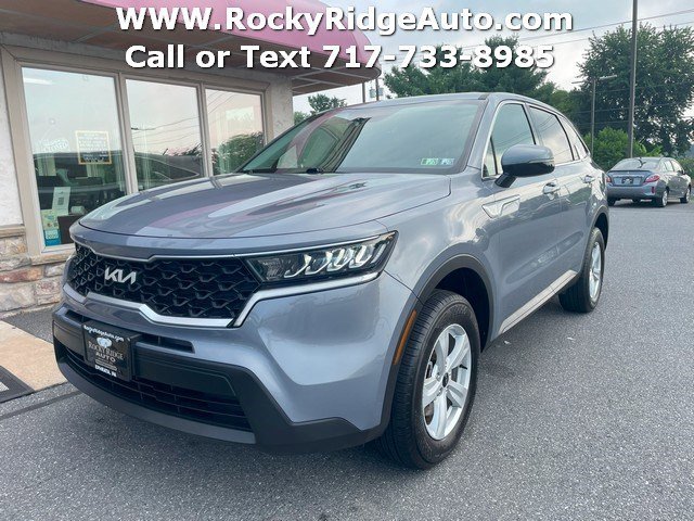 Used 2022 Kia Sorento LX AWD/4WD image 3