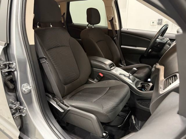 Used 2018 Dodge Journey SXT w/ Connectivity Group image 33