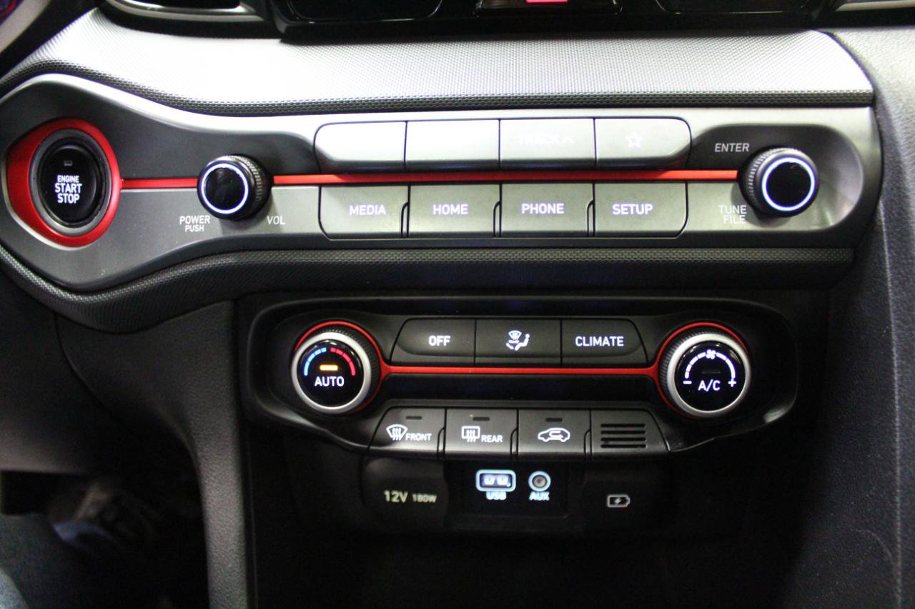 Used 2019 Hyundai Veloster Turbo image 17